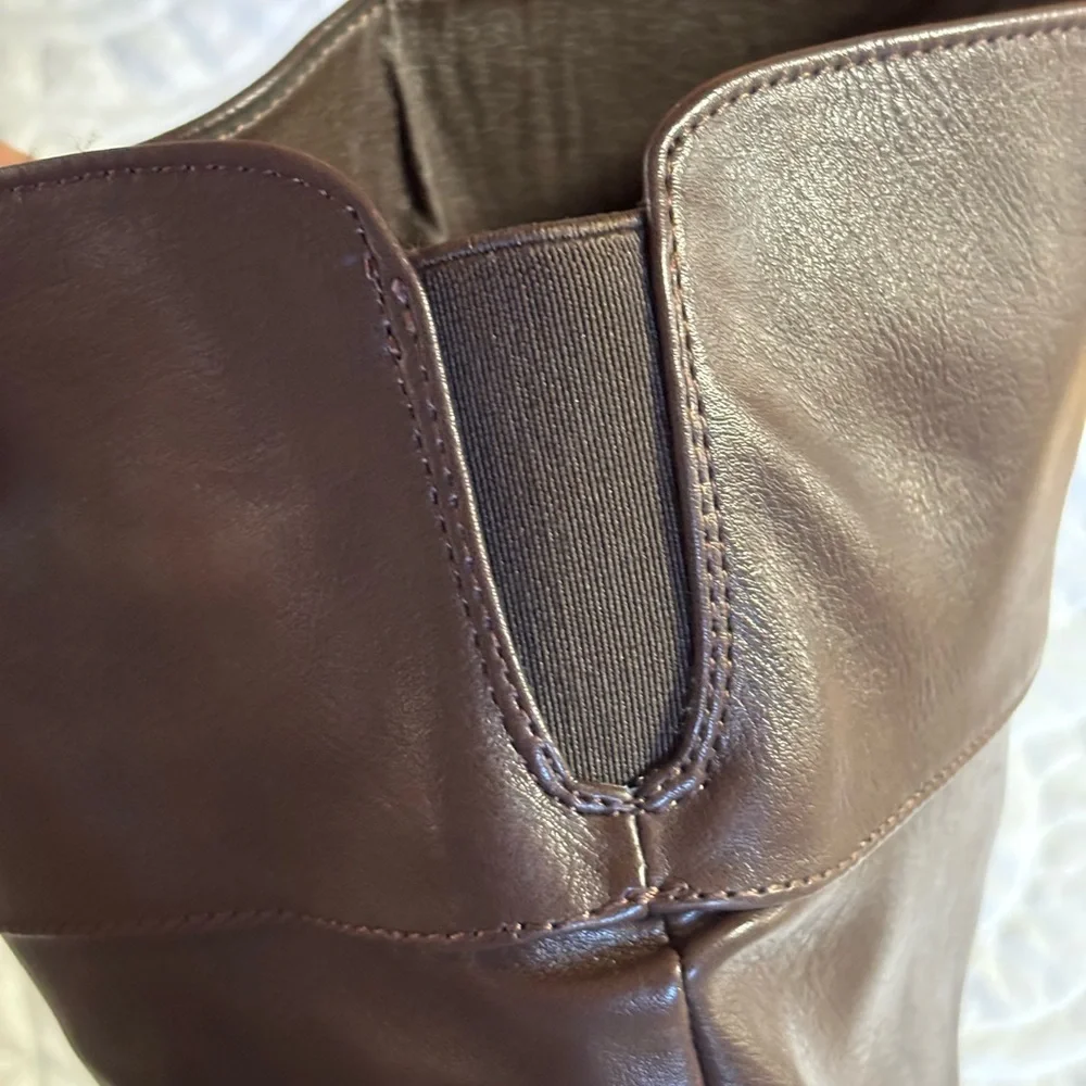 Dream Pairs Chocolate Knee high Boots size 8.5
